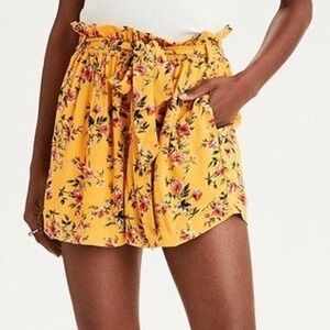 American Eagle Floral Shorts High Waist Paper Bag Waist Yellow XXS